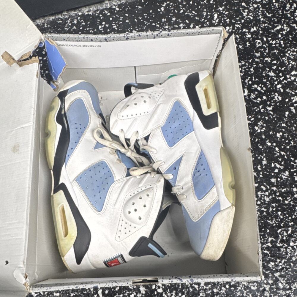 Jordan Air Jordan 6 Retro University Blue CT8529-410 Men's Athletic Sneakers
